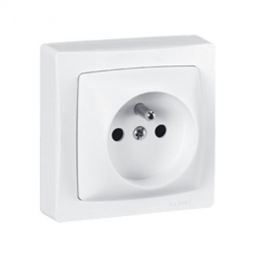 http://www.123elec.com/media/catalog/product/cache/5/image/380x/9df78eab33525d08d6e5fb8d27136e95/8/3/833030_legrand_prise-de-courant-2p_t-a-eclipses-en-saillie_1.jpg