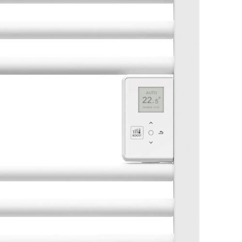 L'écran de programmation digital à hauteur d'oeil permet de régler les planning de chauffe de votre sèche-serviettes électrique Riva 4 2000W seln vos besoins.