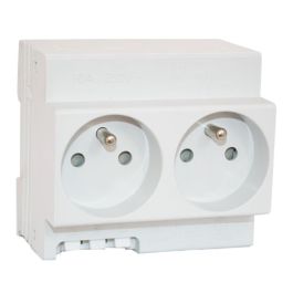 Double prise modulaire 2P+T 16A 5 modules