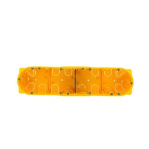 Boîte encastrement quadruple LEGRAND Batibox pour cloison sèche D67 D50 E71 - vue de face