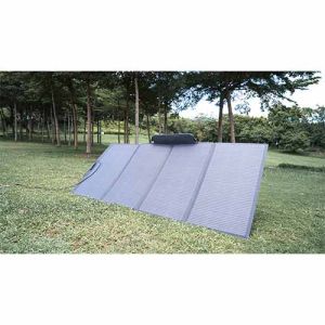 Panneau solaire pliable 400W Ecoflow installé en extérieur