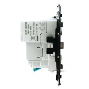 Prise électrique 2P+T + USB Type A blanche Eurohm Square - vue côté produit