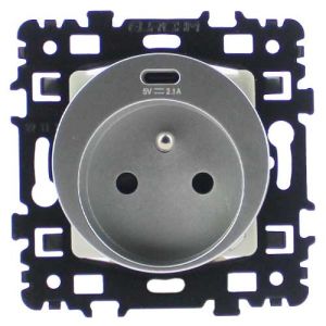 Prise de courant 2P+T + USB Type C coloris silver Eurohm Square - vue de face