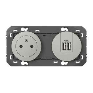 Prise 2P+T et USB Type-A Legrand Dooxie - vue de face