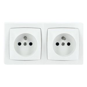LEGRAND Double prise 2P+T à éclipses en saillie - vue de face