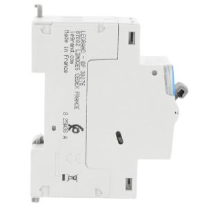 Interrupteur différentiel 63A 30mA type F 2 modules 230V Legrand DX3 - vue de côté