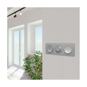 plaque 3 postes Schneider Odace Touch horizontaux ou verticaux entraxe 71mm aluminium - photo ambiance intérieur