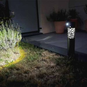 Poteau LED 2 en 1 Watt & Home idéal pour éclairer votre jardin la nuit