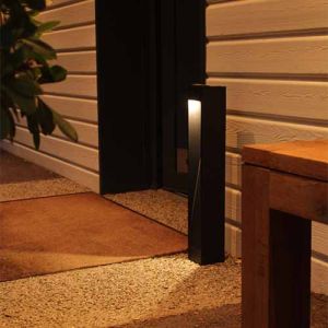 Balise LED extérieure Watt & Home Standy idéale pour éclairer vos allées extérieures