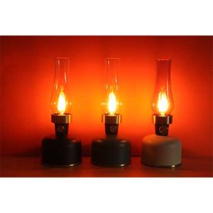 La lanterne LED métal Watt & Home Mistral existe en coloris noir, vert et sable