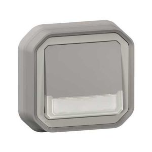 Bouton poussoir gris étanche avec porte étiquette lumineux Legrand Plexo - vue de face