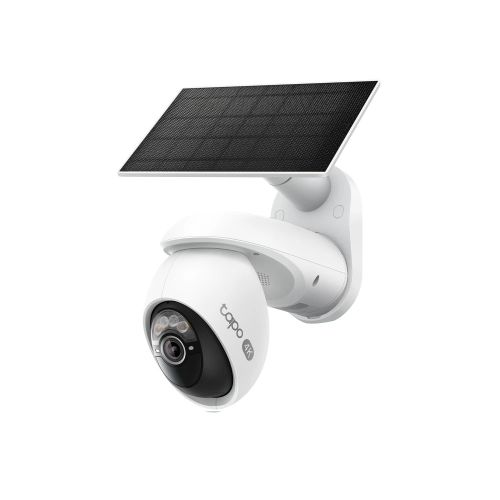 Caméra Tapo TC92 Kit détectant une personne en skateboard et envoyant une alerte de suivi automatique.