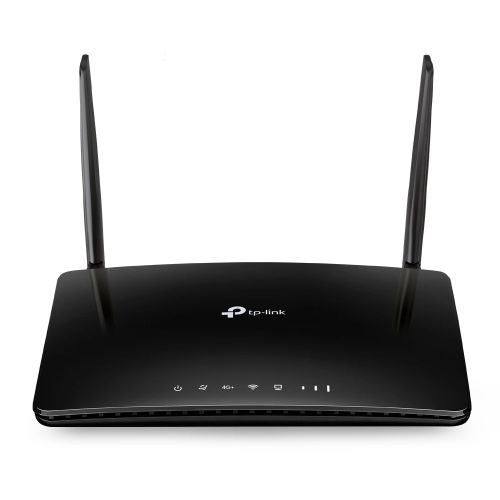 Routeur 4G TP-Link Archer MR600 noir avec deux antennes externes sur fond blanc.