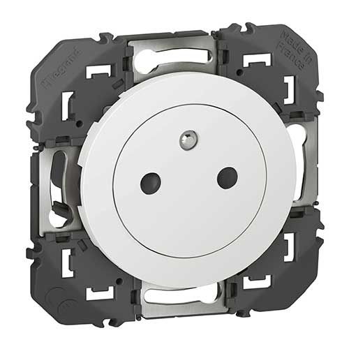 Fiche électrique Legrand 2P+T 16A Avec Interrupteur - Double Fonction