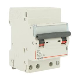 LEGRAND DX3 Disjoncteur tétrapolaire 32A auto/vis courbe C 4,5kA 400V - 406922