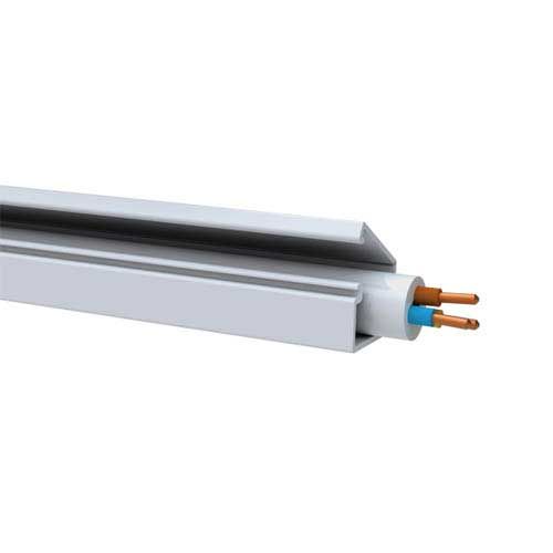 Cette moulure électrique adhésive est idéale pour faire passer des câbles RJ45 ou 3G1.5mm