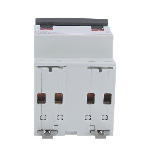 Disjoncteur LEGRAND DX3 tétrapolaire 16A auto/vis courbe C 4,5kA 400V - vue de dessous