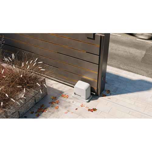 photo ambiance extérieur NICE Robus Kit de motorisation pour portail coulissant max 600kg