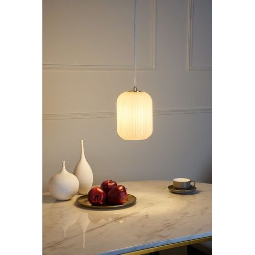 suspension Paulmann Noble Purity finition blanche et dorée champagne idéale au dessus d'une table