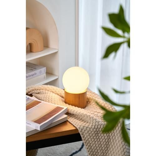 Lampe à poser Woody Shine Paulmann idéale dans un salon