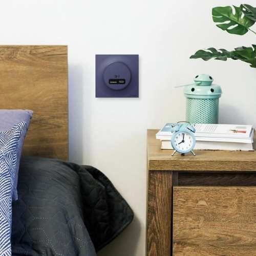 plaque 1 poste schneider odace styl bleu cobalt - photo ambiance intérieur