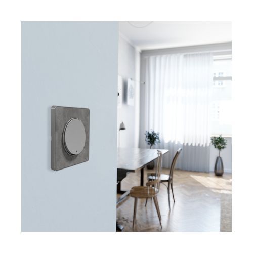 plaque 1 poste schneider odace touch couleur ardoise et liseré aluminium - photo ambiance
