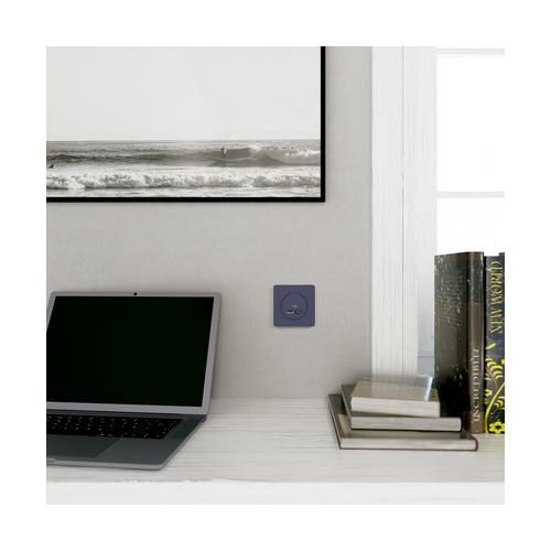 plaque 1 poste Schneider Odace Touch couleur bleu cobalt - photo ambiance intérieur