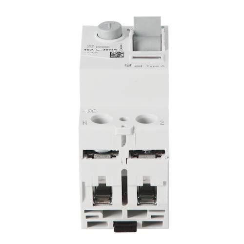 Vue du dessous de l'interrupteur Différentiel SIEMENS 40A 30mA TYPE A auto