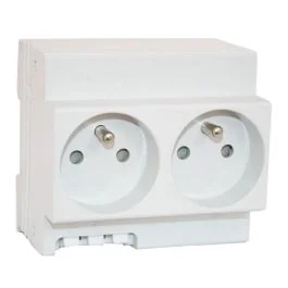 Double prise modulaire 2P+T 16A 5 modules
