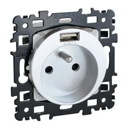 EUROHM Square Prise de courant 2P+T + USB Type A silver - 60456