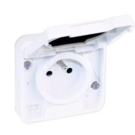 EUROHM Oxxo Prise de courant 2P+T étanche complet encastrée blanc IP55 - 60898