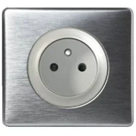 LEGRAND Céliane Prise de courant 2P+T surface anodisé alu complet