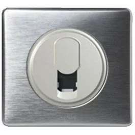 LEGRAND Céliane Prise RJ45 catégorie 6 anodisé alu complet