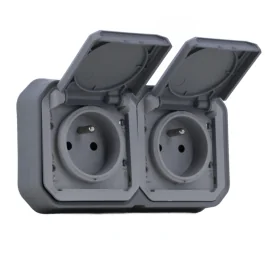 LEGRAND Plexo Double prise de courant 2P+T encastré complet étanche gris IP55