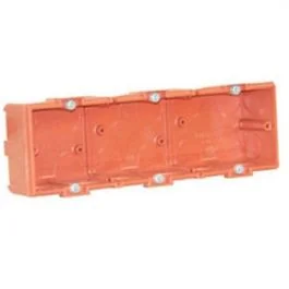 LEGRAND Batibox Boite encastrement triple à sceller P40 E71 - 080143
