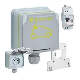 LEGRAND Green'up prise de courant 2P+T étanche complet saillie gris pour recharge véhicule électrique + disjoncteur différentiel - 090476-C