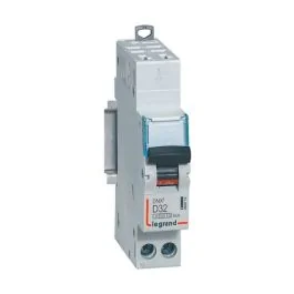 LEGRAND DNX3 Disjoncteur 32A auto/vis Ph+N courbe D 4,5kA 230V - 406812
