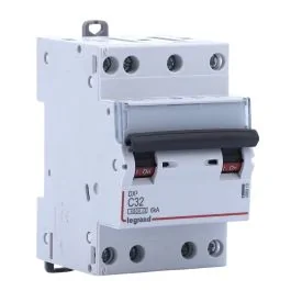 LEGRAND DX3 Disjoncteur tétrapolaire 32A courbe C 6kA 400V - 406913