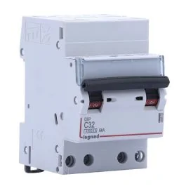 LEGRAND DX3 Disjoncteur tétrapolaire 32A auto/vis courbe C 4,5kA 400V - 406922