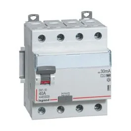 LEGRAND DX3 Interrupteur différentiel tétrapolaire 40A 30mA type F 4 modules 400V - 411695