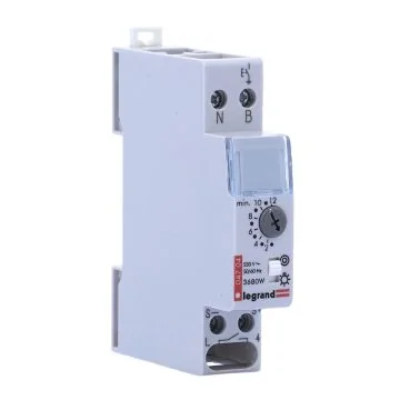 LEGRAND Minuterie 16A monophasé multifonction - 004704