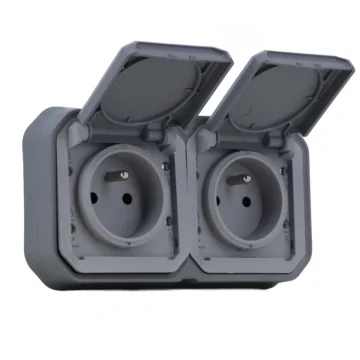 LEGRAND Plexo Double prise de courant 2P+T encastré complet étanche gris IP55