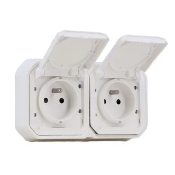 LEGRAND Plexo Double prise de courant 2P+T encastré complet étanche blanc IP55