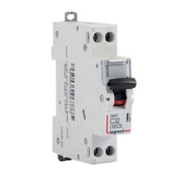 LEGRAND Disjoncteur électrique DNX3 Uni + neutre 32A