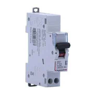 LEGRAND Disjoncteur électrique DNX3 bornes AUTO 32A