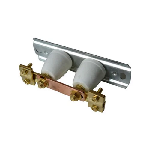 Barrettes de terre et connecteurs